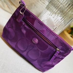 Coach Clutch New W/O tags